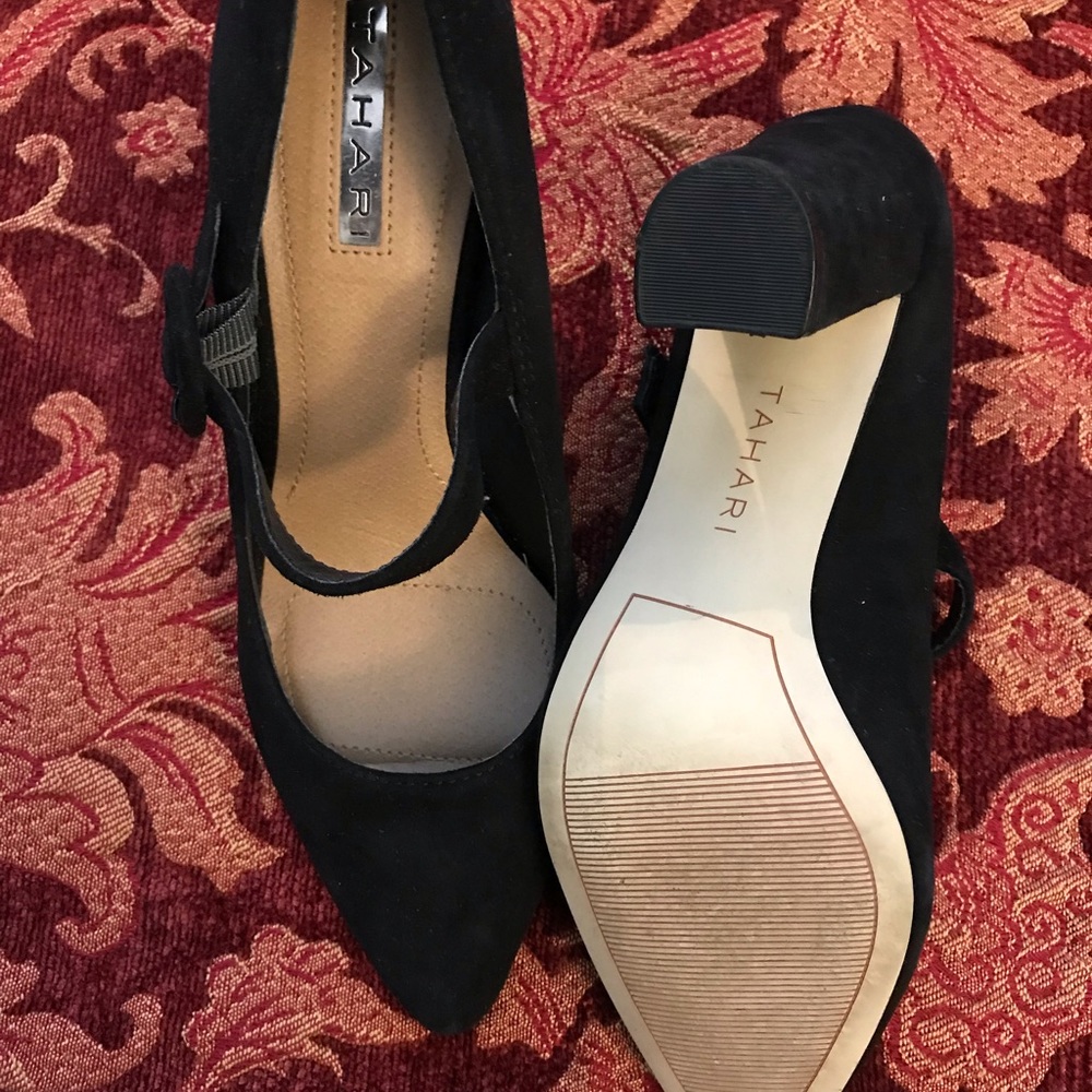 Tahari Size 7 Dress Shoes